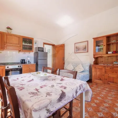 Bilocale Ortensia - Goelba Apartman *